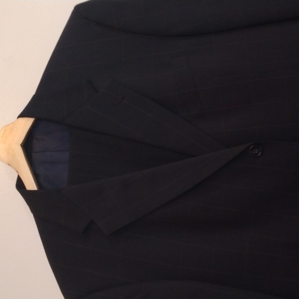 Hart Schaffner Marx Navy Windowpane Wool Suit 42R (Made in the USA)